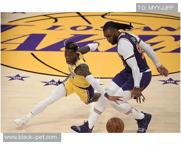 赛后复盘：重庆足球队与杭州足球队的战术意识与表现分析