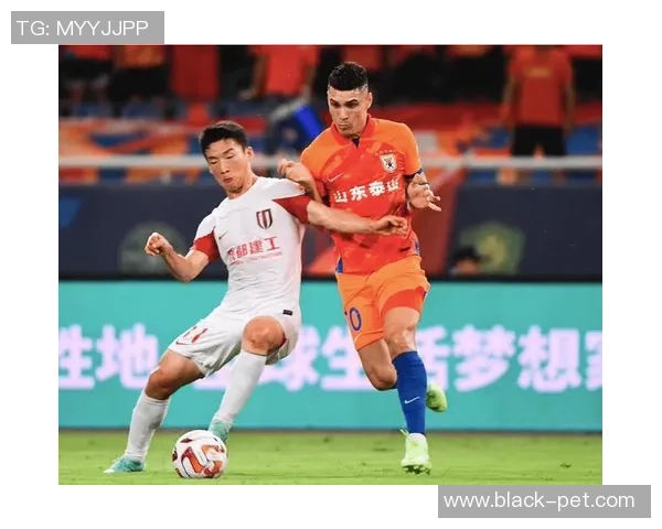 南京排球队以60分领跑冠军赛积分榜展现强劲实力和夺冠希望